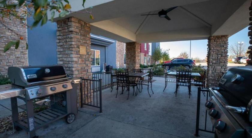 Candlewood Suites Saint Joseph By Ihg Eksteriør bilde