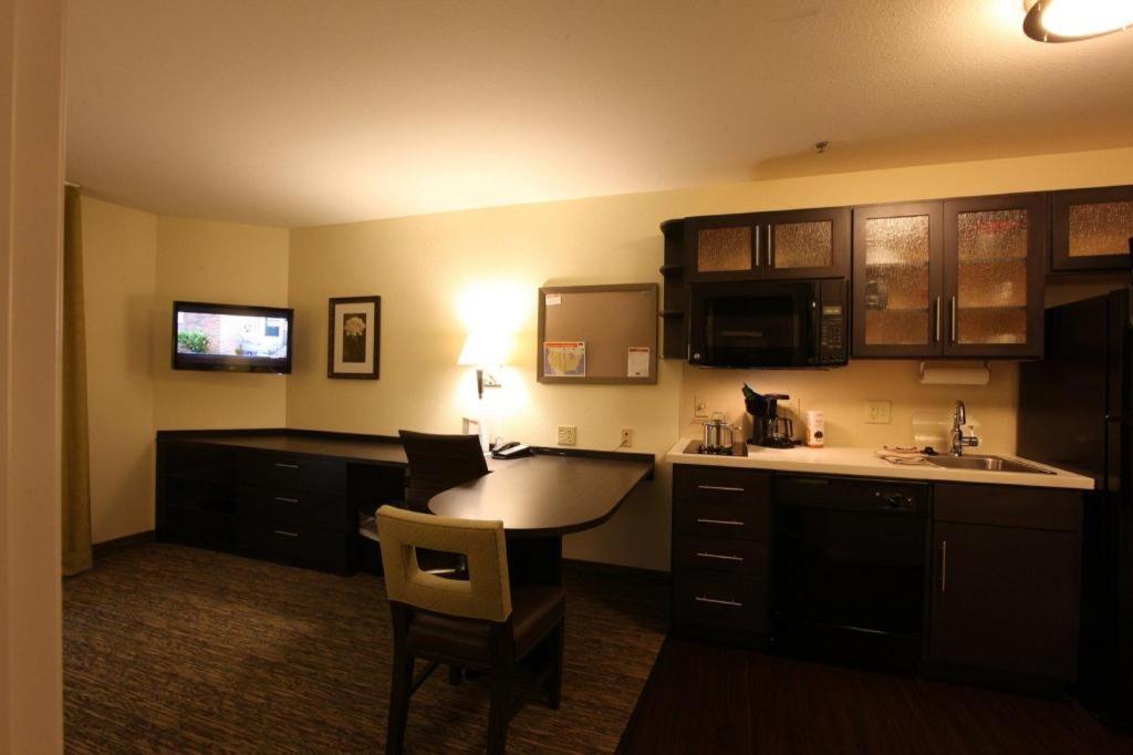 Candlewood Suites Saint Joseph By Ihg Eksteriør bilde