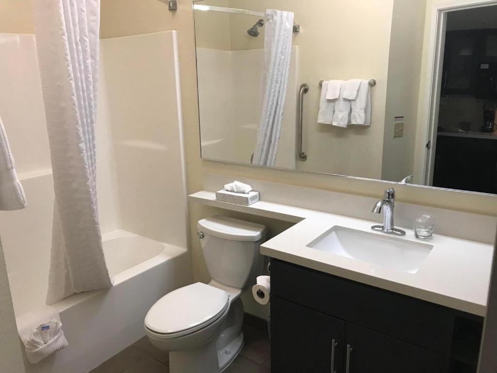 Candlewood Suites Saint Joseph By Ihg Eksteriør bilde